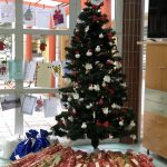 Novoletna jelka z darili v VDC Črnomelj.