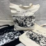 Tri platnene torbe z odtisom motiva mesta Črnomelj